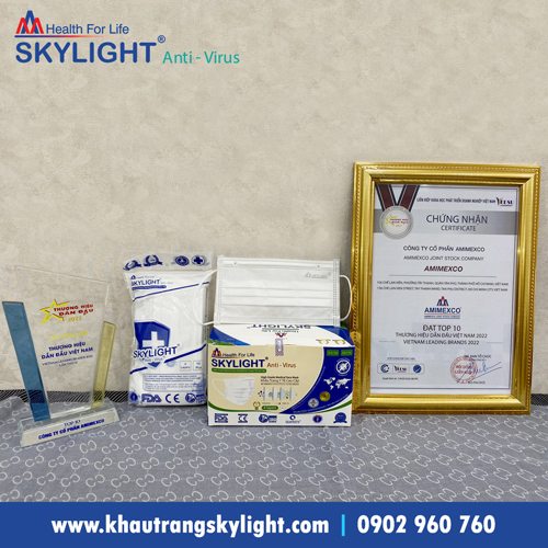 khau-trang-y-te-4-lop-mau-trang