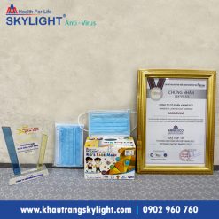 khau-trang-y-te-skylight-4-lop-tre-em--xanh