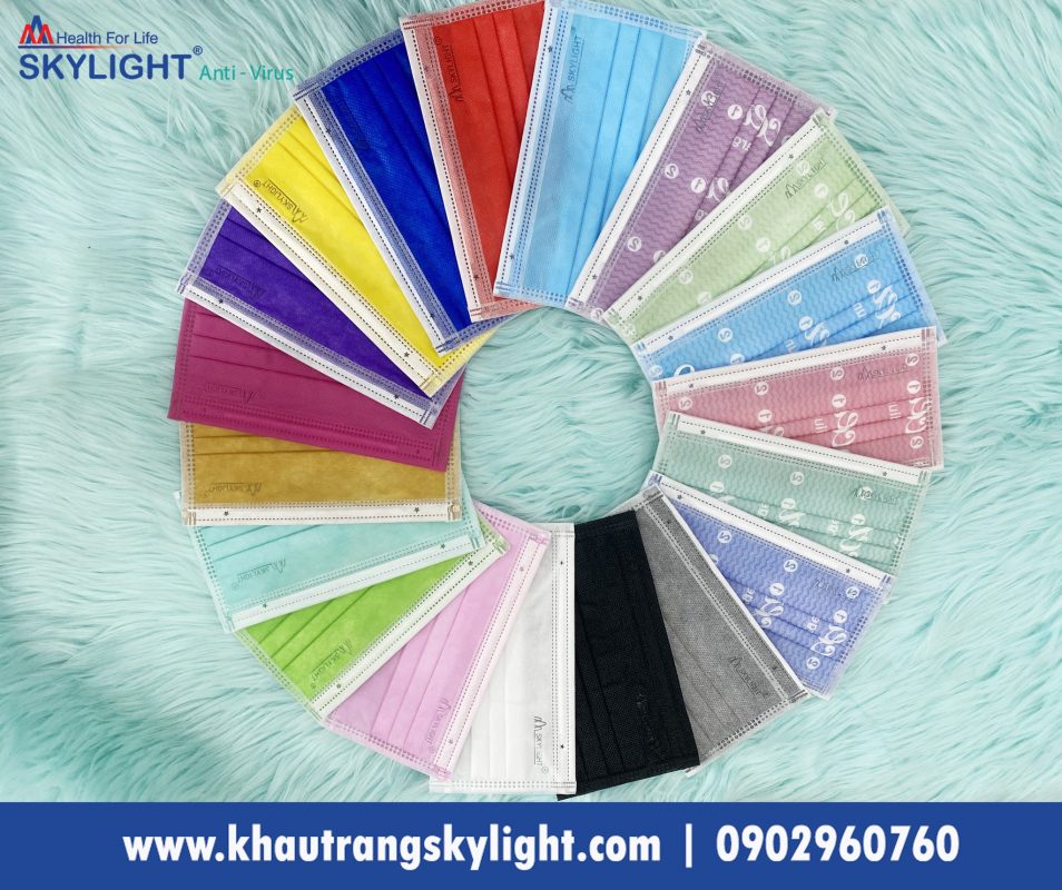 ban-khau-trang-y-te-tai-quan-tan-phu